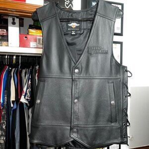 Harley-Davidson Tradition II Leather Vest 98024-18VM (Size Medium)